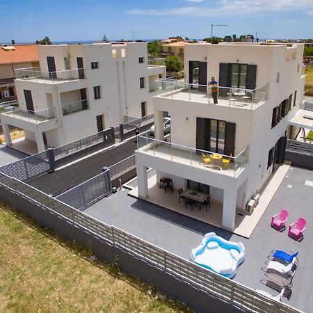 Villa Sul Mare Don Toto' 阿沃拉 外观 照片