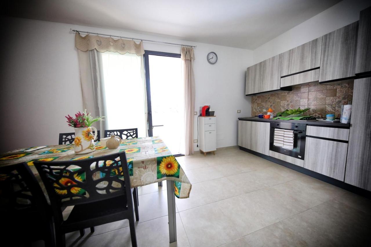 Villa Sul Mare Don Toto' 阿沃拉 外观 照片