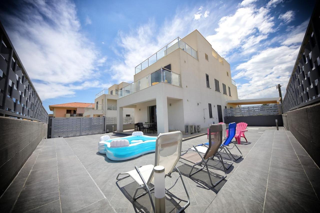 Villa Sul Mare Don Toto' 阿沃拉 外观 照片