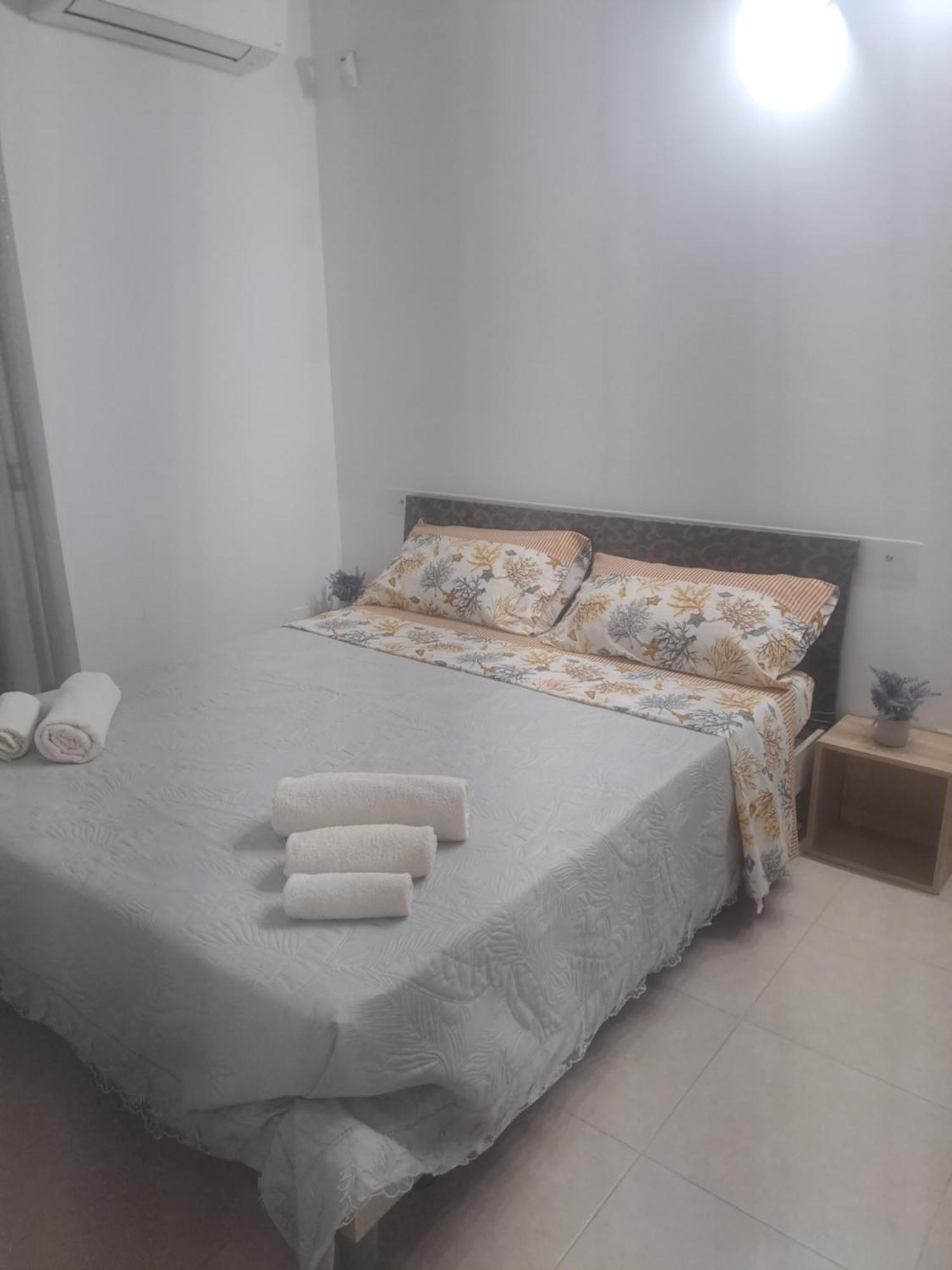 Villa Sul Mare Don Toto' 阿沃拉 客房 照片