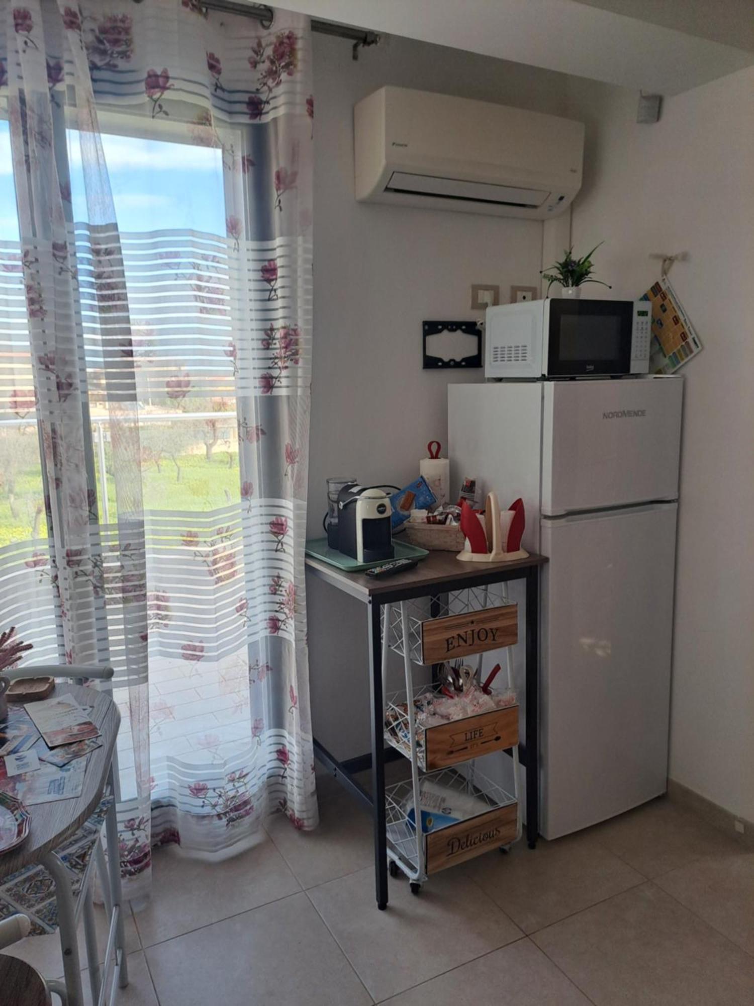 Villa Sul Mare Don Toto' 阿沃拉 外观 照片